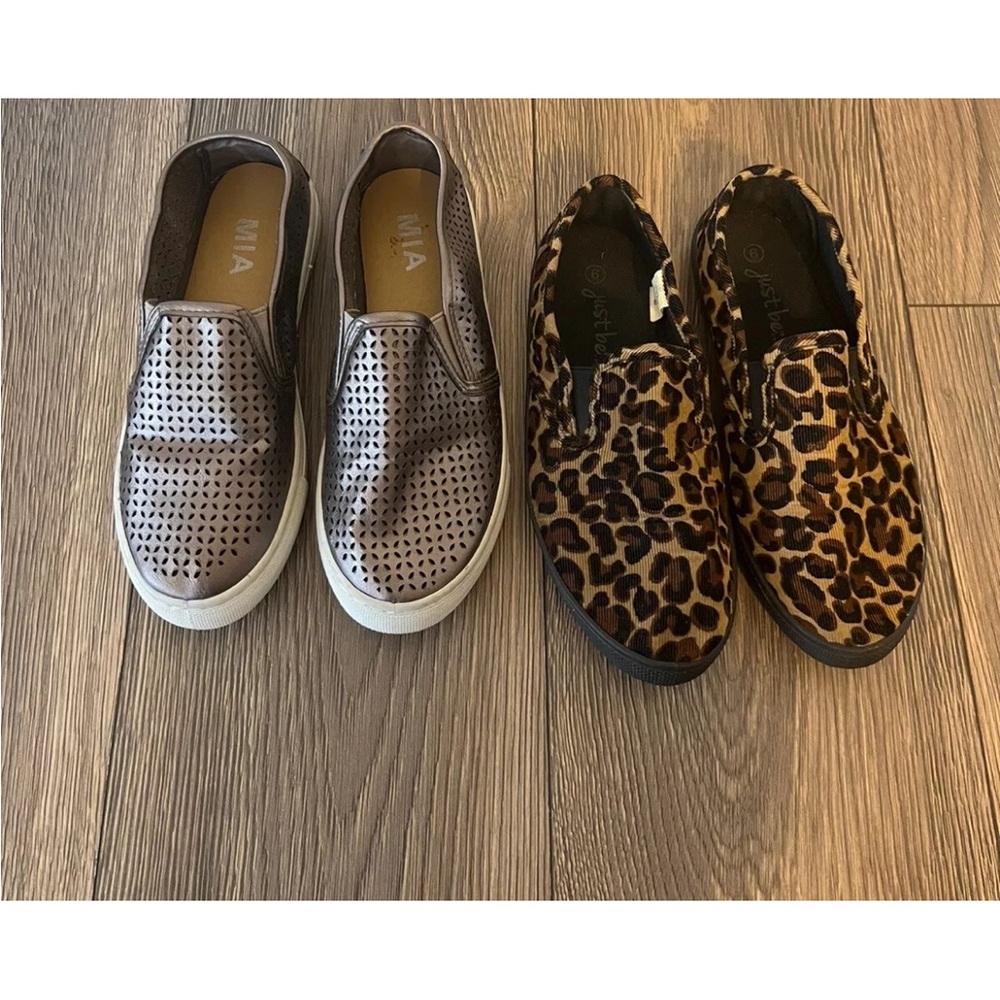 lot 2 slip on shoes Size 6